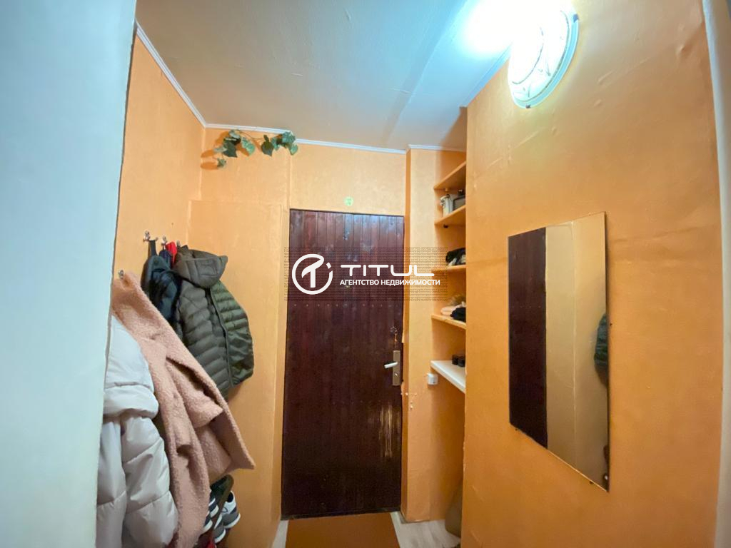 Продажа 3-комнатной квартиры, Калуга, Генерала Попова улица,  д.18